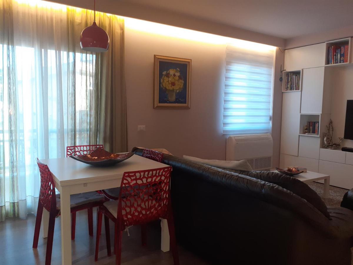 Lake View Apartment Tiran Dış mekan fotoğraf
